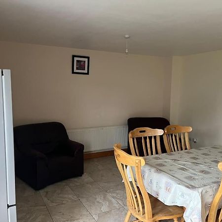 Modern 4 Bed House In Town Villa Tubbercurry Bagian luar foto